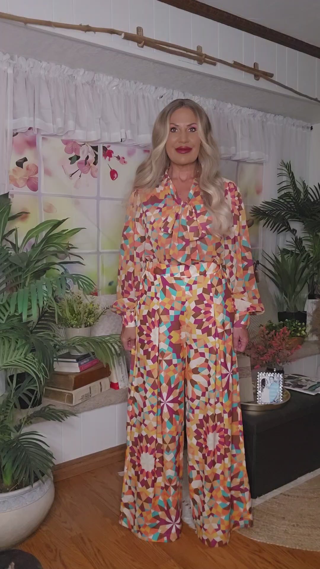 Colorful Design Wide Leg Pants