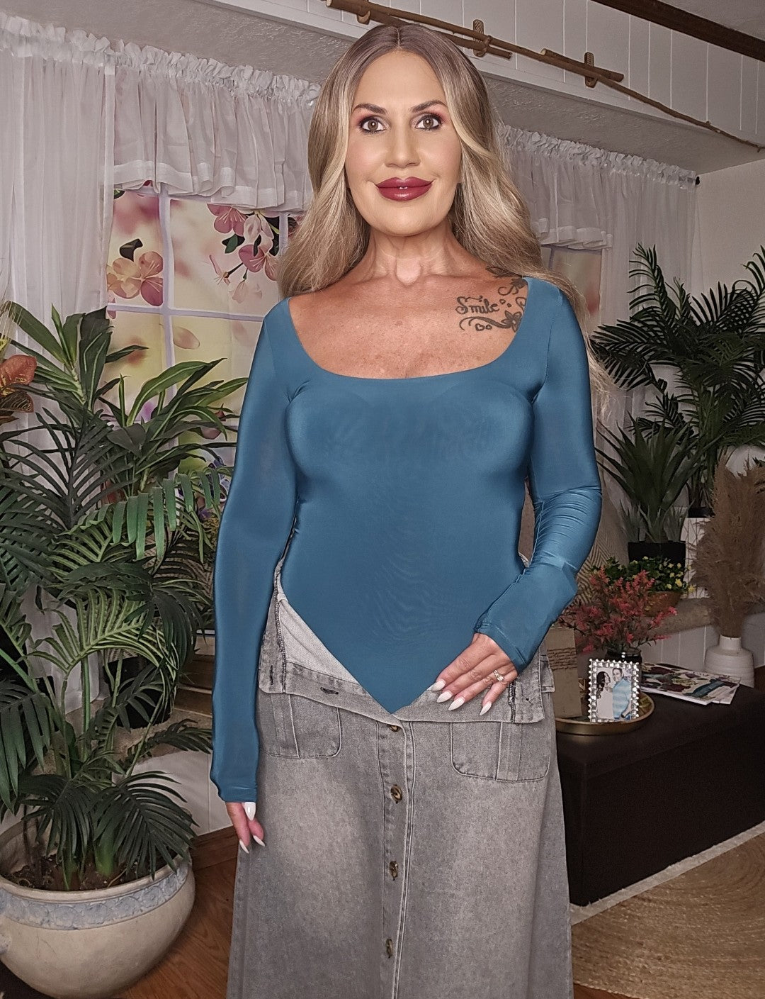 Long Sleeves Satiny Bodysuit